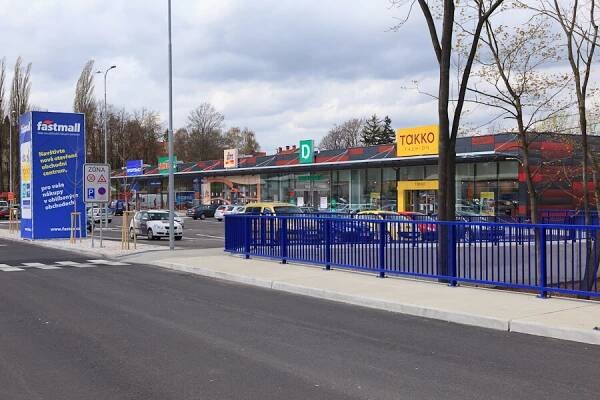 Retail park FASTMALL Šenov u Nového Jičína - FASTAV
