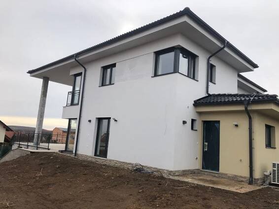 Novostavba RD Hostivice – Lakomirava s.r.o.