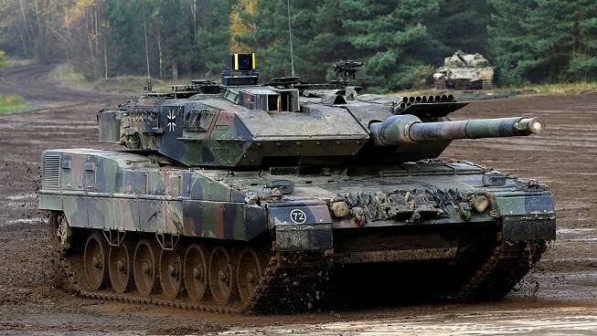 Germany and US announce plans to send tanks to Ukraine in major sign of support for Kyiv