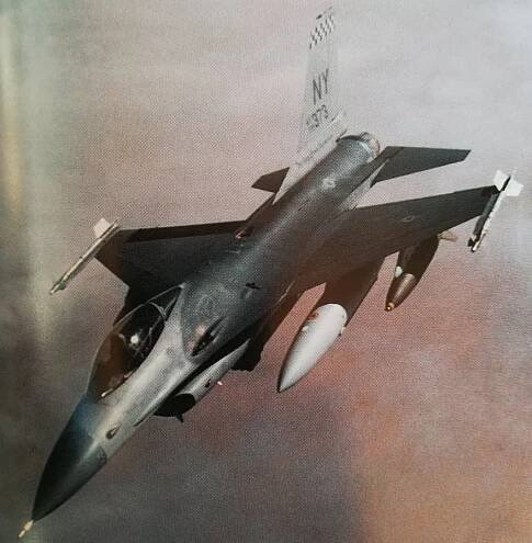 General Dynamics F-16A/C/D "Fighting Falcon"