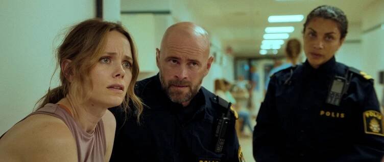Katia Winter, Ulf Stenberg - Mimo stopu 2: V jednom kole - Z filmu