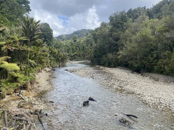 Paturau River - Wikipedia