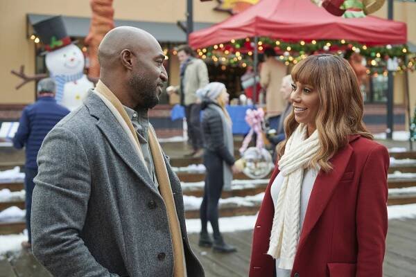 Holly Robinson Peete - Actress