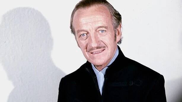 David Niven: gentlemanský herec zemřel na krutou ALS. Manželku ztratil při bizarní nehodě - Médium.cz