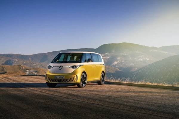 Legendární praktický sympaťák je zpátky! První dojmy z elektrického Volkswagenu ID.Buzz
