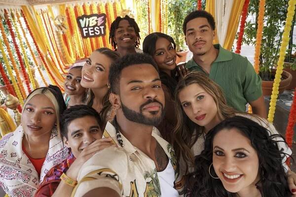 Jordan Buhat, Daniella Taylor, Amelie Zilber, Ceyair J Wright, Trevor Jackson, Justine Skye, Emily Arlook, Marcus Scribner, Francia Raisa - Grown-ish - It's a Vibe - Z natáčení