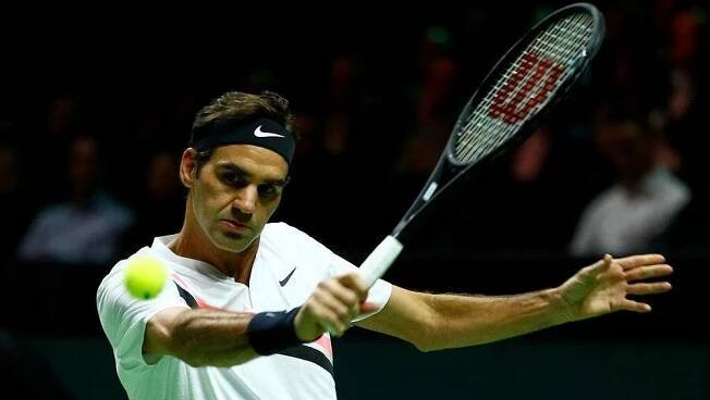 Federer po pěti letech opět jedničkou! Berdych vzdal. Kvitová je v semifinále