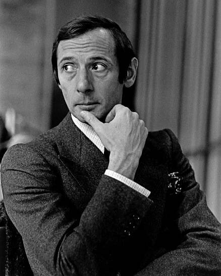 Marc Bohan, Designer Who Oversaw the Dior Look for Decades, Dies at 97