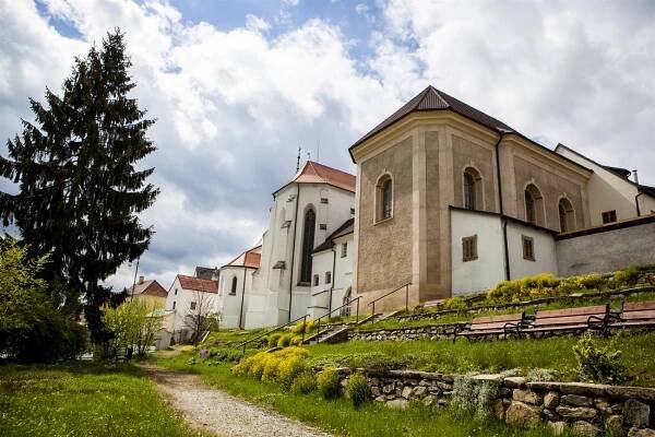 Dušičková prohlídka kostela sv. Jana Křtitele