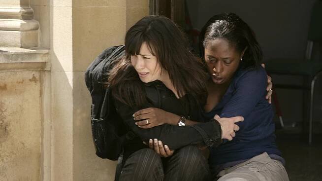 Torchwood - Season 2 - Sleeper - Z filmu - Eve Myles, Nikki Amuka-Bird