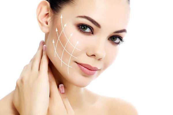 Face lift dieta slibuje hubnutí a odstranění vrásek: Opravdu funguje?