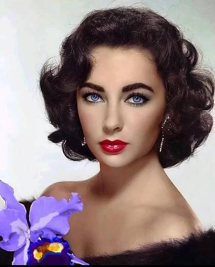 Elizabeth Taylor: Dazzling photos of the classic Hollywood icon