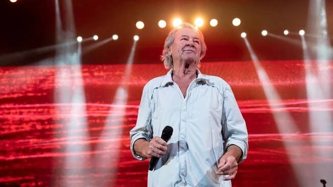 16-astounding-facts-about-ian-gillan