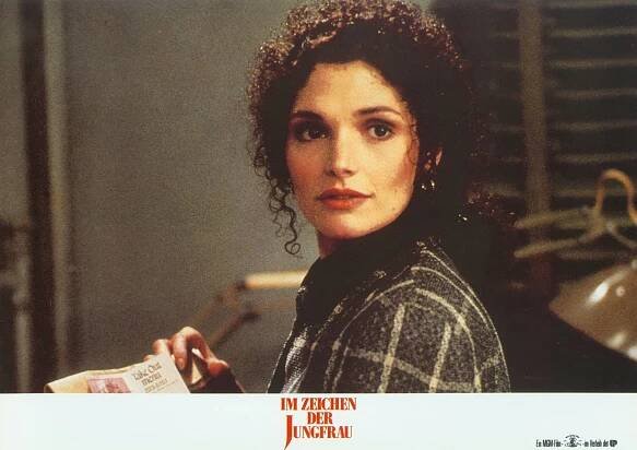 Lednový muž - Fotosky - Mary Elizabeth Mastrantonio