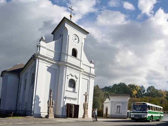 Šikmý kostel sv. Petra z Alkantary (Zdroj: fotoarchiv společnost MS Tourism)