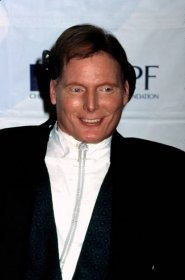 'Superman' star Christopher Reeve's accident while horseback riding was devastating, but he still inspired his fans (1995) 6