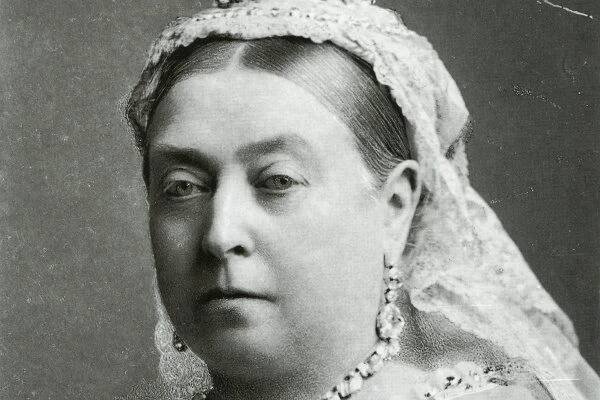 Britská vláda zakázala vývoz vzácné korunky, kterou nosila královna Viktorie