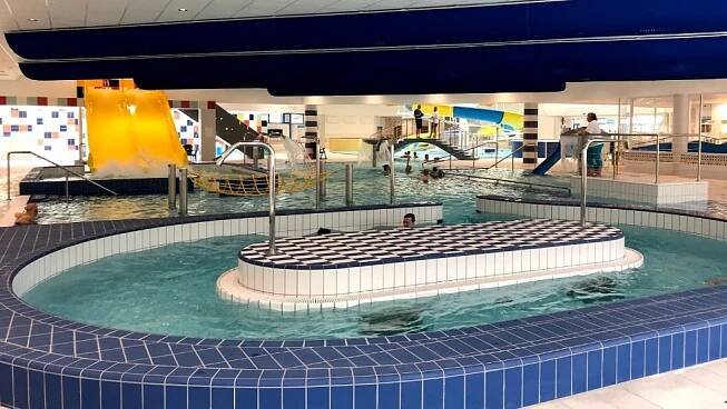 Aquacentrum - plavecká hala v Teplicích, Teplice