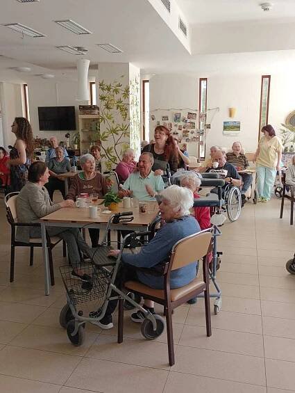 Pálení čarodějnic v AH Sychrov | Alzheimer Home