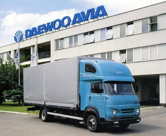 Avia – Vznik československé silniční dělnice