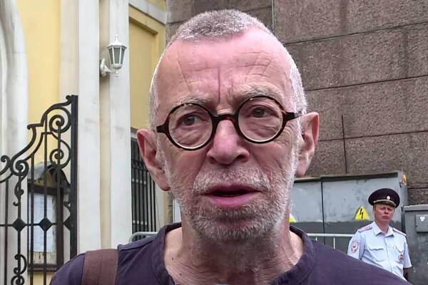 Zemřel kritik Putinova režimu Lev Rubinštejn (†76). Básníka srazilo v Moskvě auto