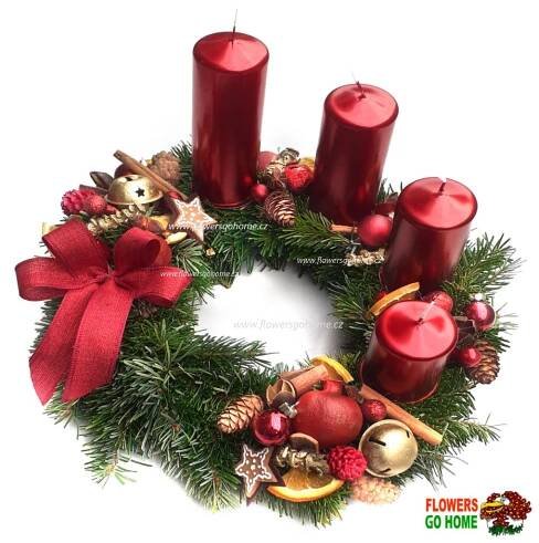 Vínový adventní věnec