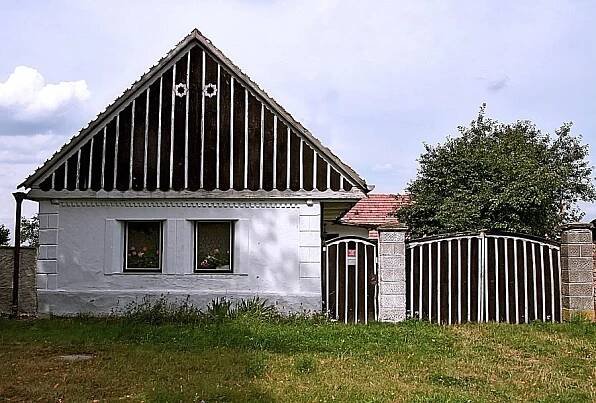 Radovesnice II – dům čp. 36 – Kolínsko (Cesty a památky)