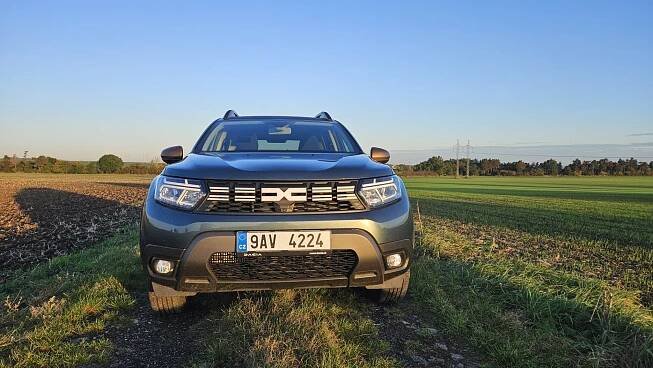 Test Dacia Duster Eco-G 100: 1000 kilometrů na jeden zátah - Flotila