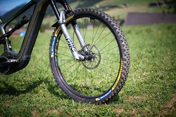Cannondale Moterra Neo / Habit Neo – eMTB nové generace! (tech news) | BikeAndRide.cz