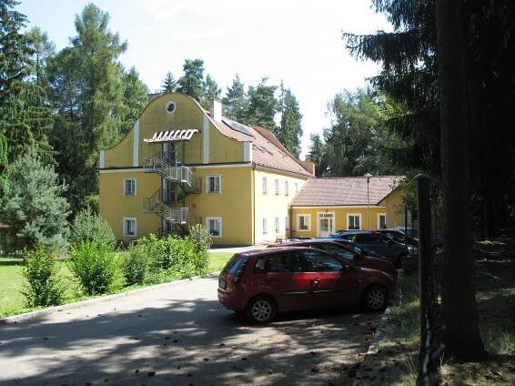 Soubor:Důl Roudný 2017 (29).jpg – Wikipedie