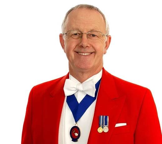 Peter Thompson BA Toastmaster, Celebrants & Toastmasters in Kent