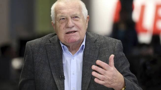 Urputný popírač oteplování planety: Klause uvěznil sníh!