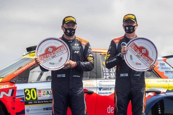 Obhájce titulu WRC Francouz Sébastien Ogier vyhrál Italskou rallye. TV repo. – Motor-Max.cz