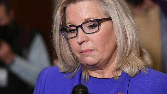 Trumpova pomsta vyšla. Jeho přední sokyni voliči vyhnali z Kongresu