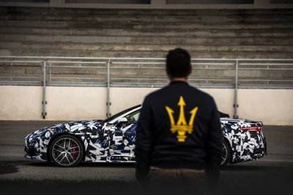 Maserati ukázalo protyp svého kabrio elektromobilu