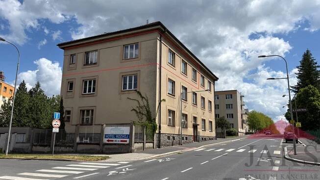 Klatovy - Plánická byt 3+1 (146 m2) v OV se zahrádkou (cca 52 m2) | Reality.iDNES.cz 