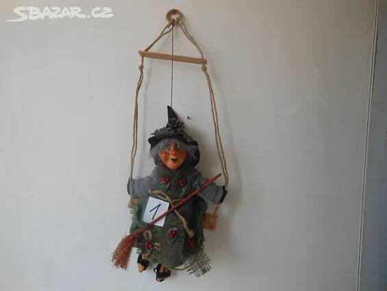 Figura-čarodějnice na houpač,výš.jen figury 35 cm