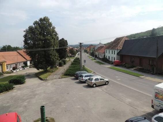 Vémyslice - úřad městyse foto 2