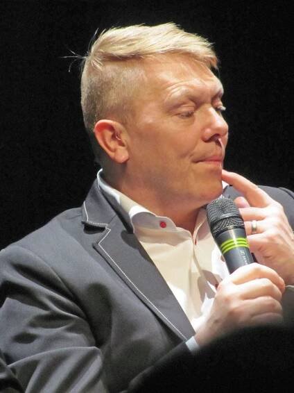 „Nejvíc cool starosta na světě“ Jón Gnarr svou přednáškou uvede festival reSITE 2015