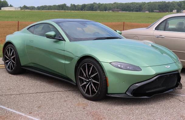 Aston Martin Vantage