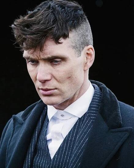 Pin de Rafael Kirchhofer em Peaky Blinders | Barba e cabelo, Homens de cabelo curto, Cortr de cabelo masculino