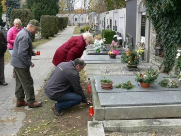 Deník se setkal se čtenáři u hrobu Josefa Seidla