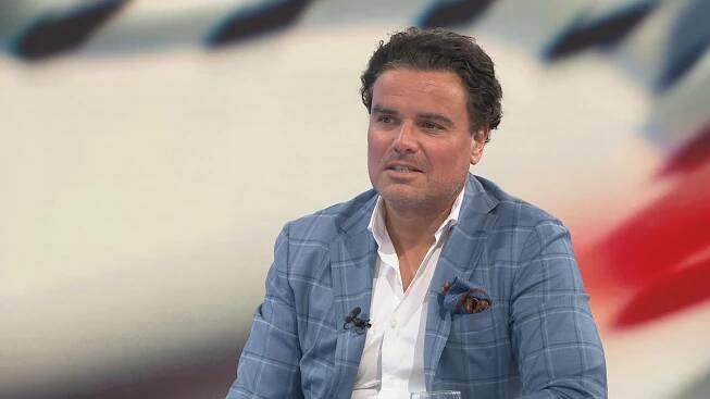 Expert: Bartoš by mohl být prvním mužem přes palubu. Rakušan pojal debatu jako show