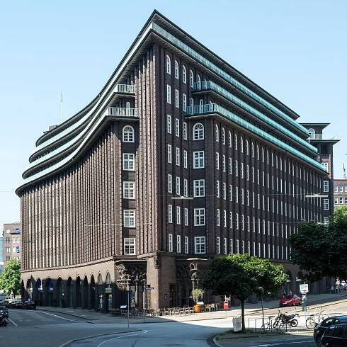 Soubor:Chilehaus (Hamburg-Altstadt).Blick von Osten.3.29132.ajb.jpg – Wikipedie