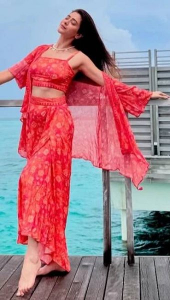 Hiba Nawab’s Colourful Escape to the Maldives