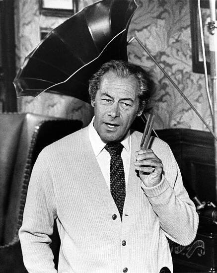 Sebuah Foto Klasik Rex Harrison Sebagai Profesor Henry Higgins Wallpaper