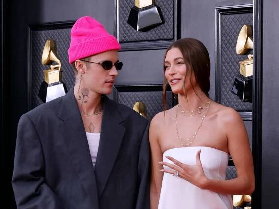 Justin Bieber's Social Media Push After Drug Pics Scandal 'A Hollow Display to Hide His Torment'