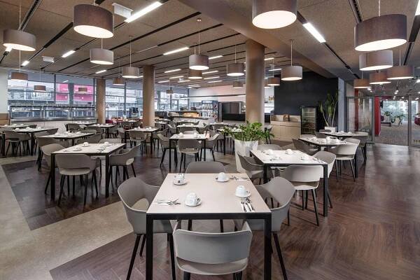 Severní Čechy v Clarion Congress Hotelu Ústí nad Labem **** se snídaní + welcome drink, občerstvení a kolárna