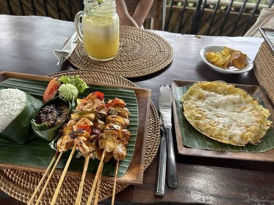BONI BALI RESTAURANT, Gianyar - Restaurant Reviews, Photos & Phone Number - Tripadvisor