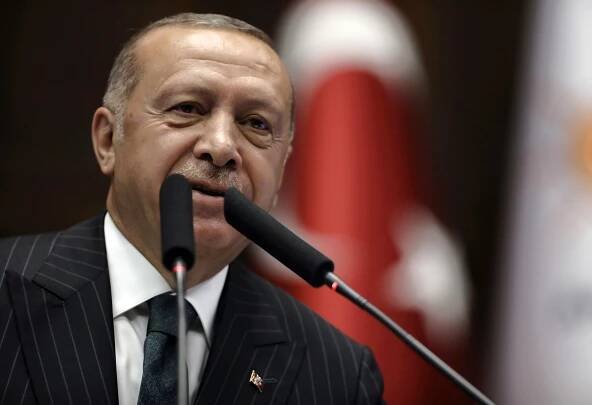 Erdogan oznámil zákaz vychádzania na ďalší víkend